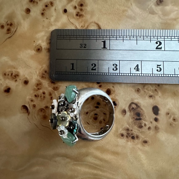 Whitney Kelly Sterling Silver Jadite & Mother of Pearl Figural Floral Ring Vtg - Picture 4 of 12